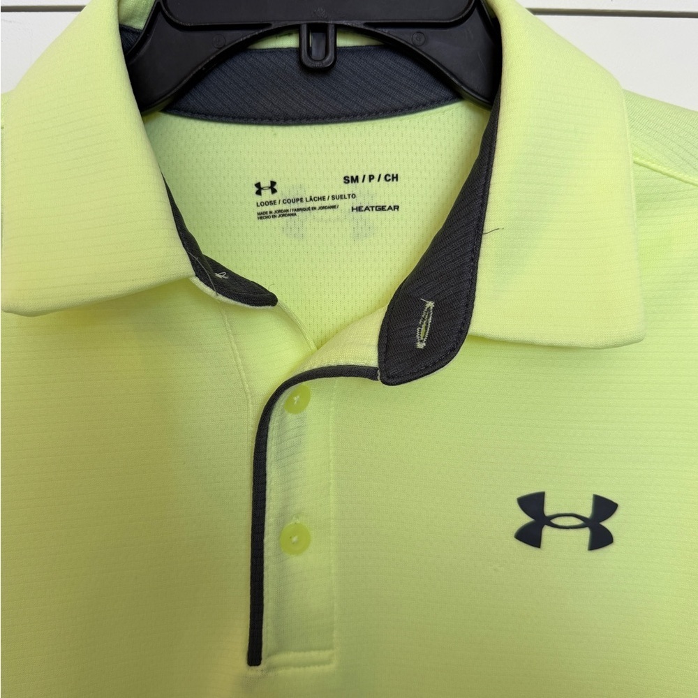 Under Armour Men’s Bright Neon Polo with Contrast Logo (Small) - Picture 2 of 3